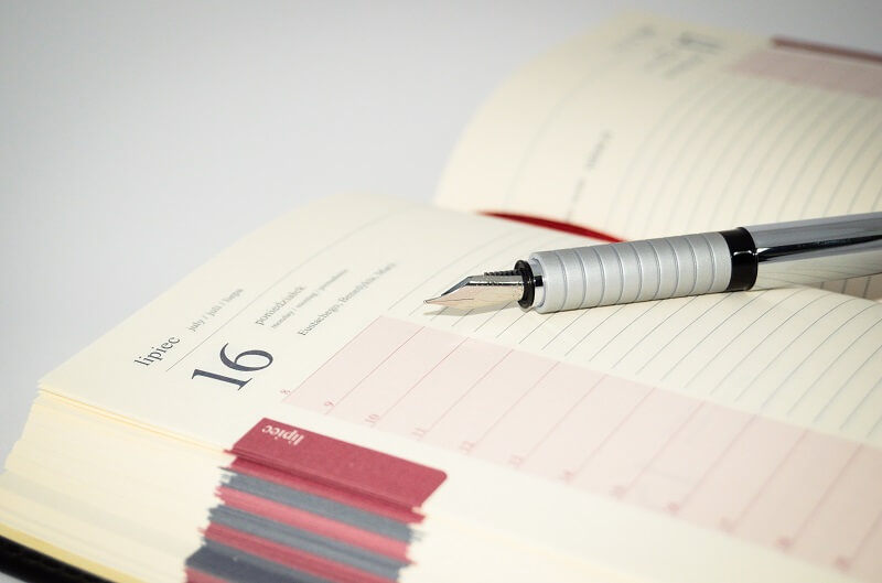 Effective Meeting Scheduling